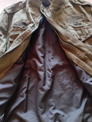Jaqueta estilo militar masculina