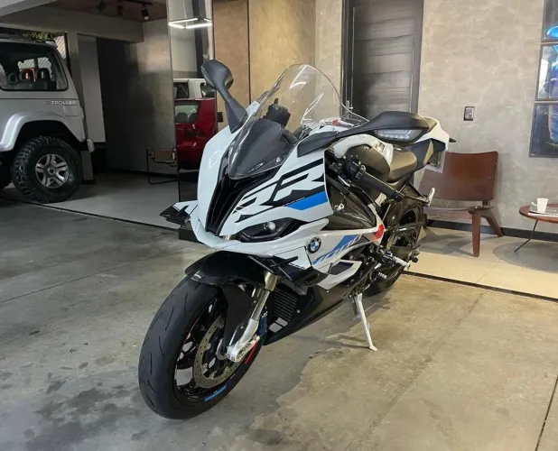 S1000 RR M CARBON 2024