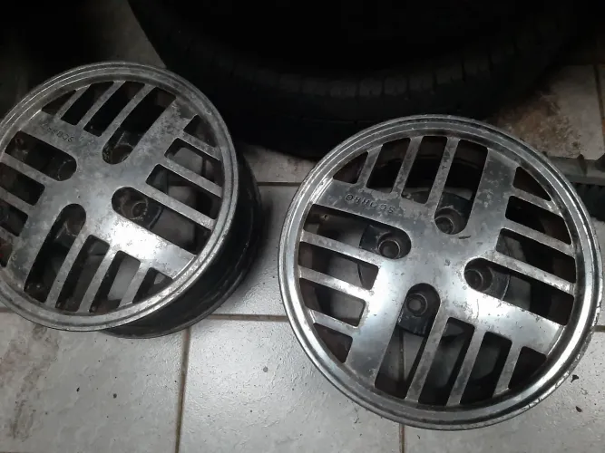 Rodas Esportivas Retro aro 13 Scorro diamantada com preto 4x100 exclusiva