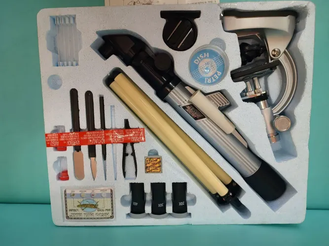 Kit Microscópio e Telescópio 