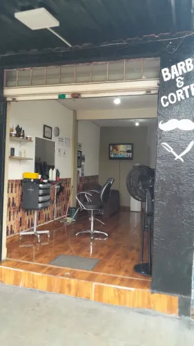 Barbearia 8000 mil ,no jardim olímpico 