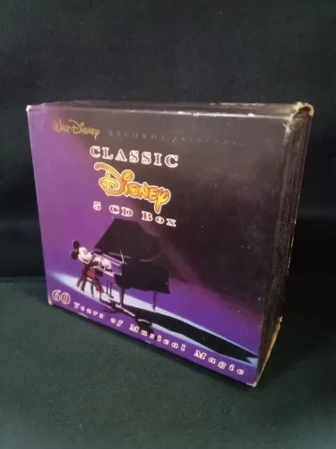 Box importado raro 5 CDs Disney Records Presents Classic Disney 60 Years of Musical Magic