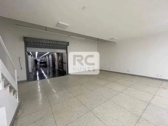 Loja de galeria com 127 m² no Centro