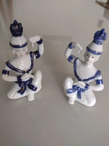 Par de estatuetas chinesas 
