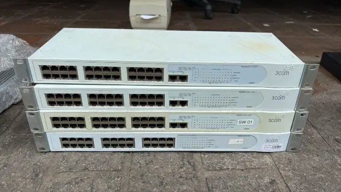 Switch 3com Baseline 2126G 24 Portas
