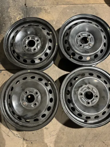 Roda de ferro ARO 14 TOYOTA