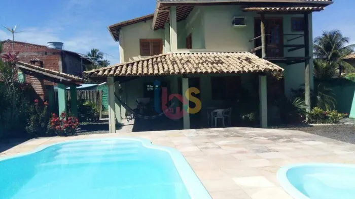 VENDO CASA COM 4/4