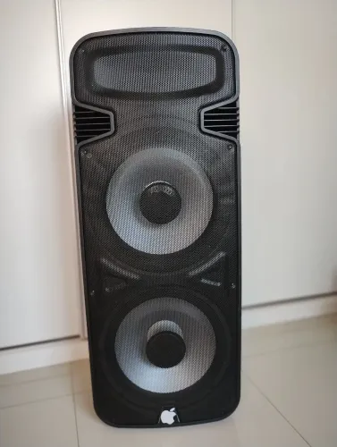 Caixa de Som Amplificada Potente - R$ 800,00