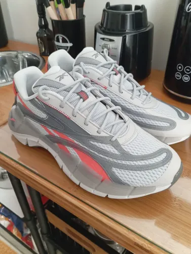 Tênis Reebok Zig Kinetica 2.5
