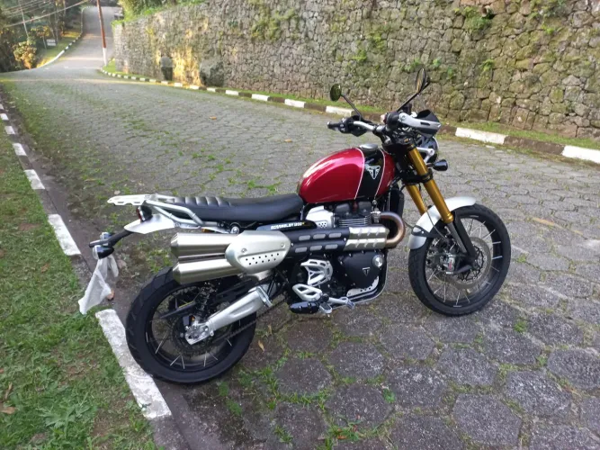 Triumph Scrambler 1200xe top de linha,zerada sem nenhum risco!!