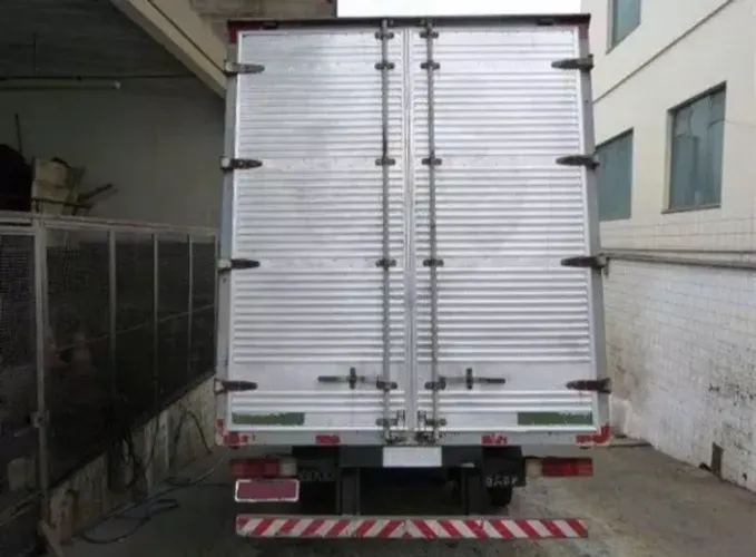 Mercedes-Benz 710 2011 Bau