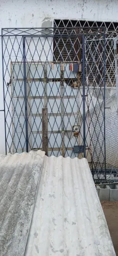 Gradil com portão novo. Aceito proposta