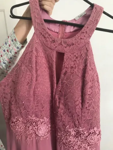 Vestido Festa Rosa com Renda Floral brilhoso