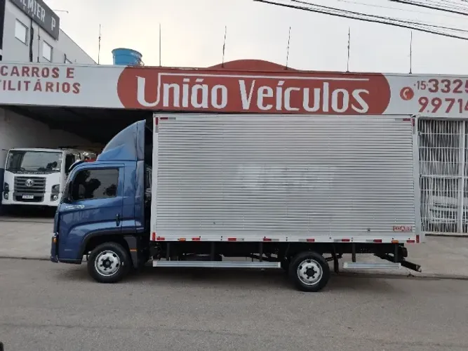 Volkswagen Delivery Express+ 3.0 Prime (Baú 5 metros incluso)