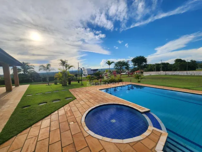 Casa com 4 dormitórios à venda, 1500 m² por R$ 1.250.000 - Condomínio Ninho Verde II - Par