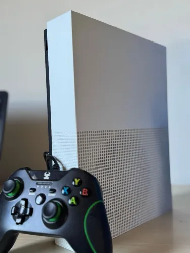 Xbox One S 1tb