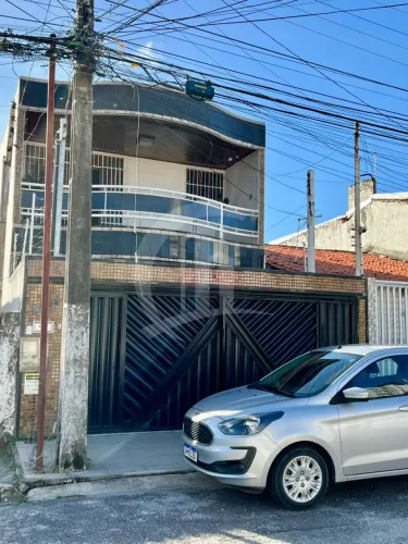 Casa à Venda no Bairro 13 de Julho