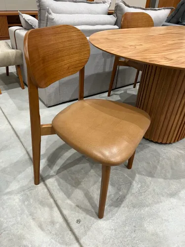 Cadeira Encosto Curvo Tauari Maciço NOVO BLACK WOW