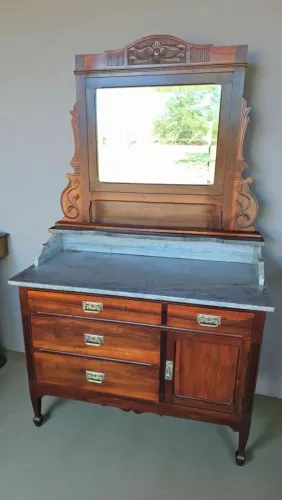 Cômoda Lavatório Art Nouveau de 1923