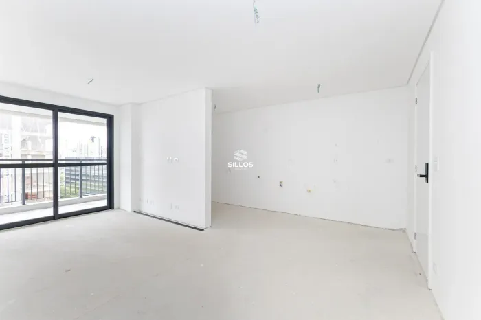 Apartamento à venda com 2 quartos no Cristo Rei em Curitiba