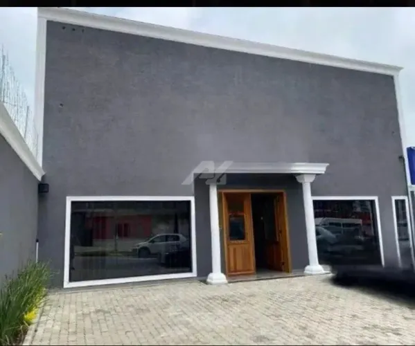 Casa Comercial de 264m2 para locação em Taquaral