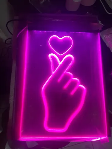 Luminária Neon coração coreano