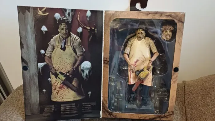 Action Figure Massacre da Serra Eletrica 24cm