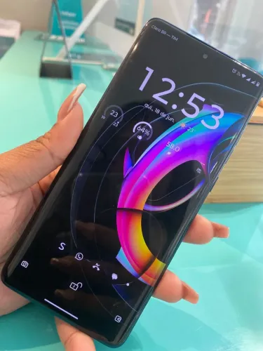 MOTO EDGE 60 512GB 2 MESES DE USO NOVISSIMO!
