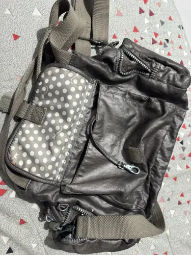 Bolsa Kipling dourada