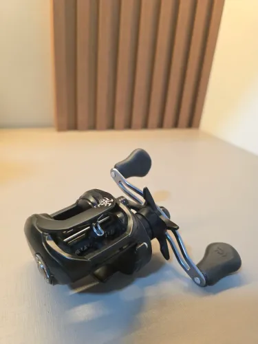 Carretilha Daiwa Tatula 200