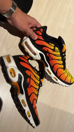 Tenis Nike Tn Laranja Original