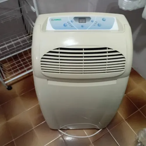 Ar condicionado portátil Ariagel AG 100 (110v)