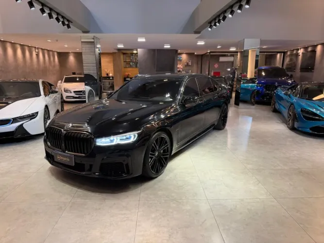 BMW 745LE M Sport Sedan 3.0 V6 Híbrido Aut. 2022