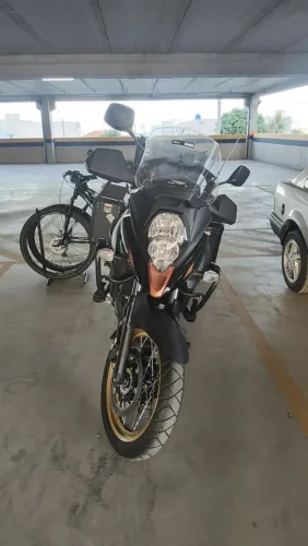 Suzuki vstrong 650