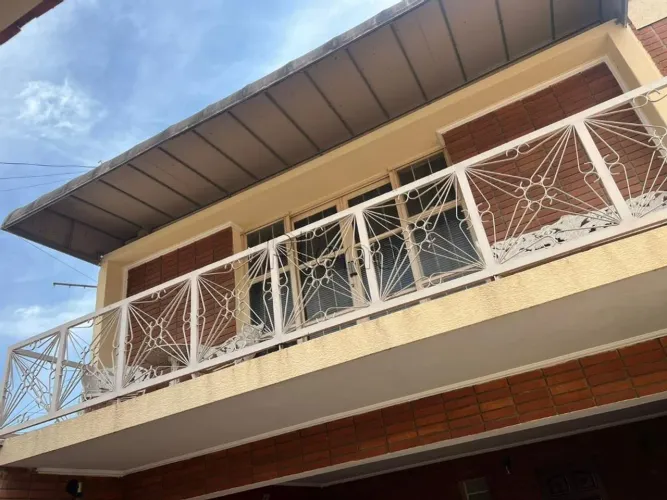 Casa à venda em Salto, Vila Romão, com 3 quartos, com 194.02 m²