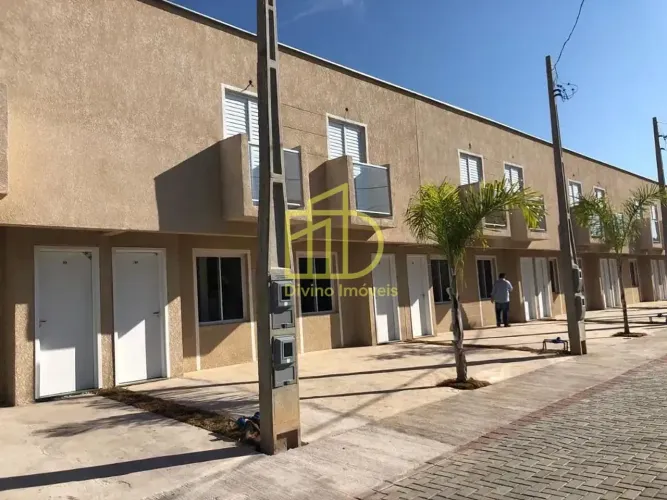 Sobrado com 2 dormitórios à venda, 52 m² por R$ 260.000,00 - Vila Mineirão - Sorocaba/SP