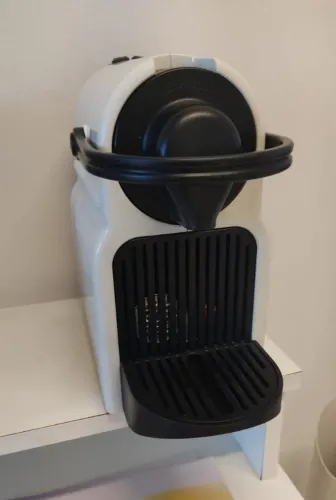 Cafeteira Nespresso Inissia C40