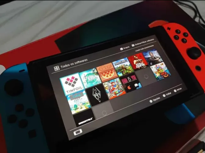 Nintendo Switch V2 desbloqueado Semi-novo