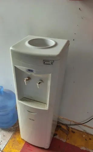 Vendo bebedor eletrico 127v. Cidade pontes e Lacerda.
