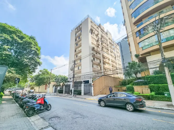 Apartamento para venda em Itaim Bibi com 3 quartos, sendo 1 suíte, 87m²