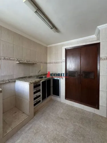 Casa com 1 dormitório para alugar, 64 m² por R$ 1.000,00/mês - Estádio - Rio Claro/SP