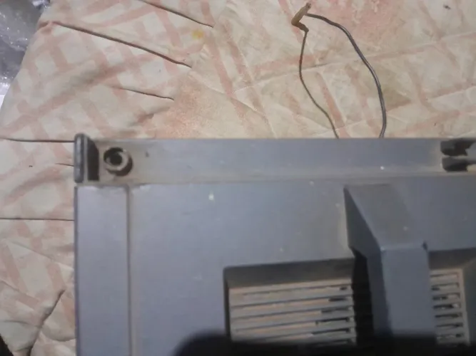 Tv Preto e Branco antiga retirar peças