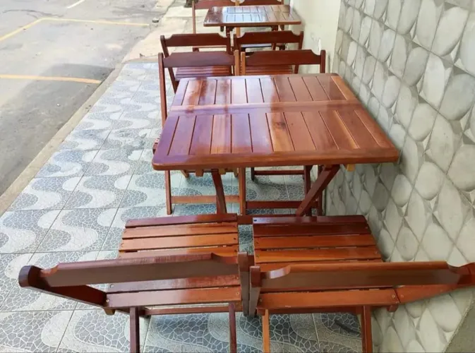 Mesas de Madeira Maciça para Restaurante, Bar e Lanchonete