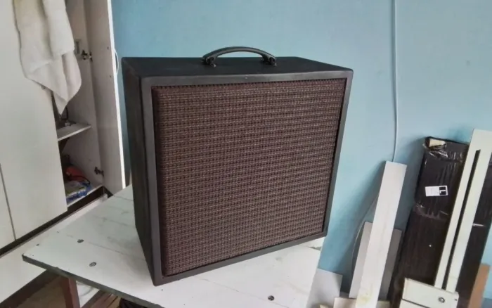 Caixa gabinete para guitarra 