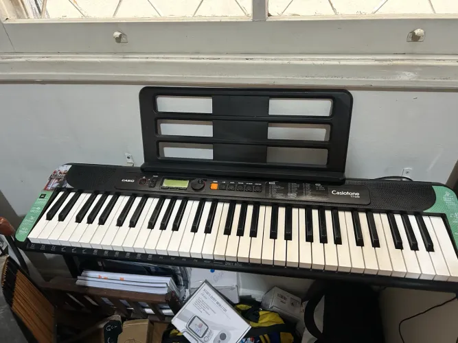 Teclado Cássio CT- S200