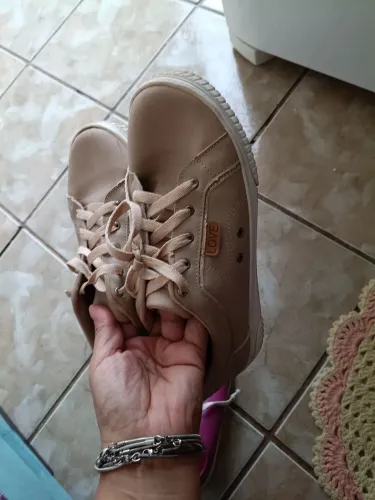 Sapato tamanho 39 doação