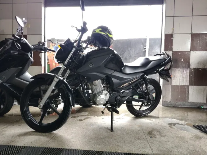 Factor 125i 22/23 ED Preta