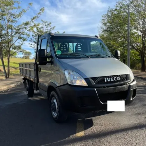 Iveco 35s14 carroceria 2016