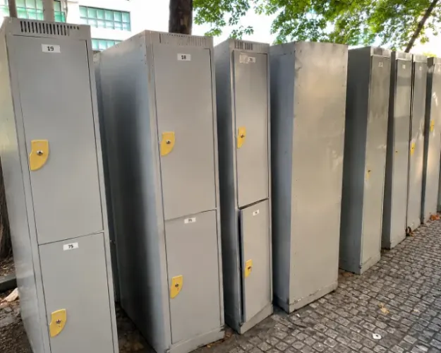 Armário / Locker de Metal - Usado em Hotel