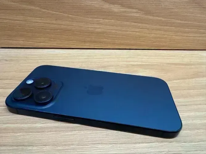iPhone 15 Pro 128GB Azul 83% / Seminovo / Loja Física na Savassi